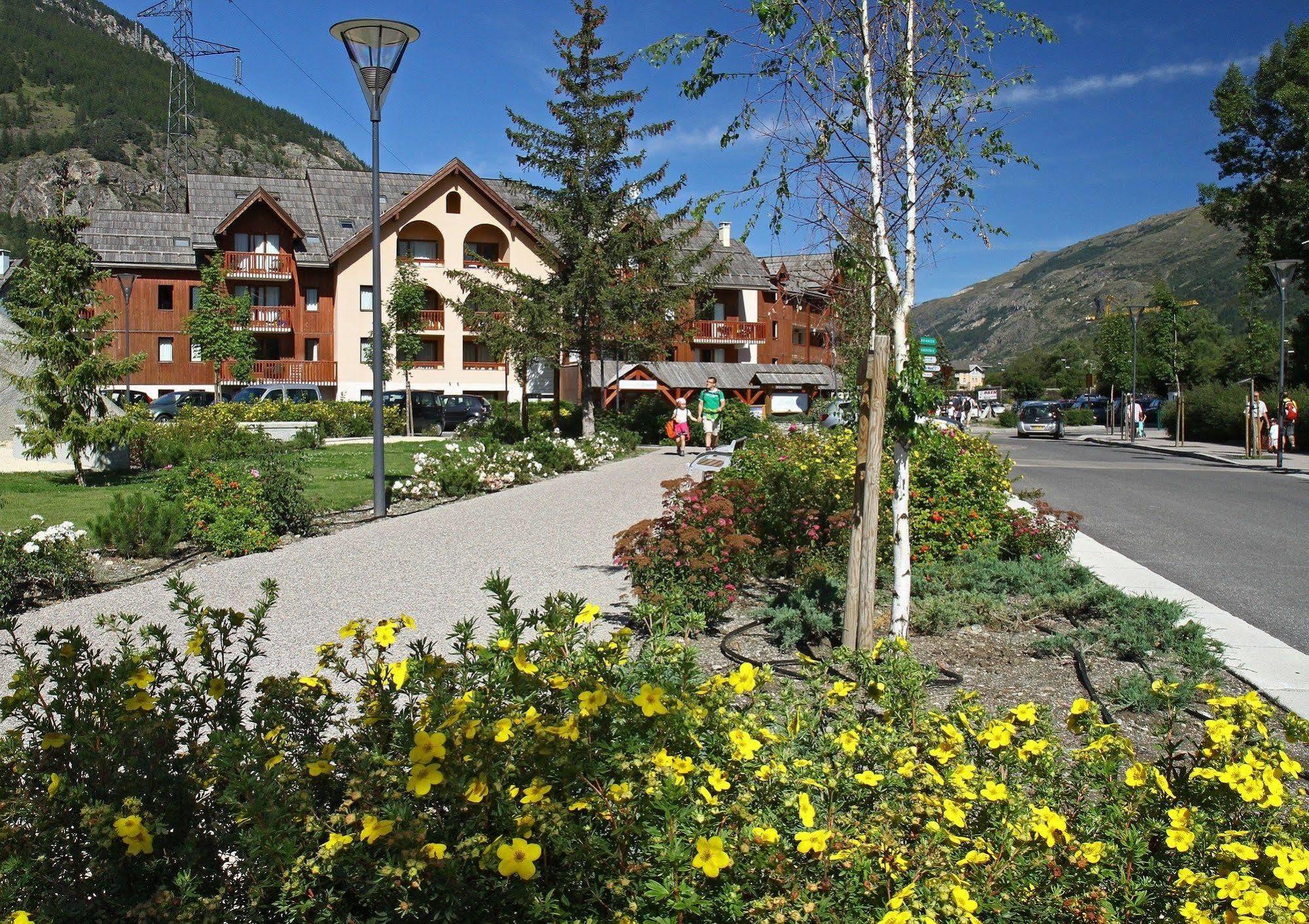 Residence Pierre & Vacances L'Alpaga 라살르레알프 외부 사진