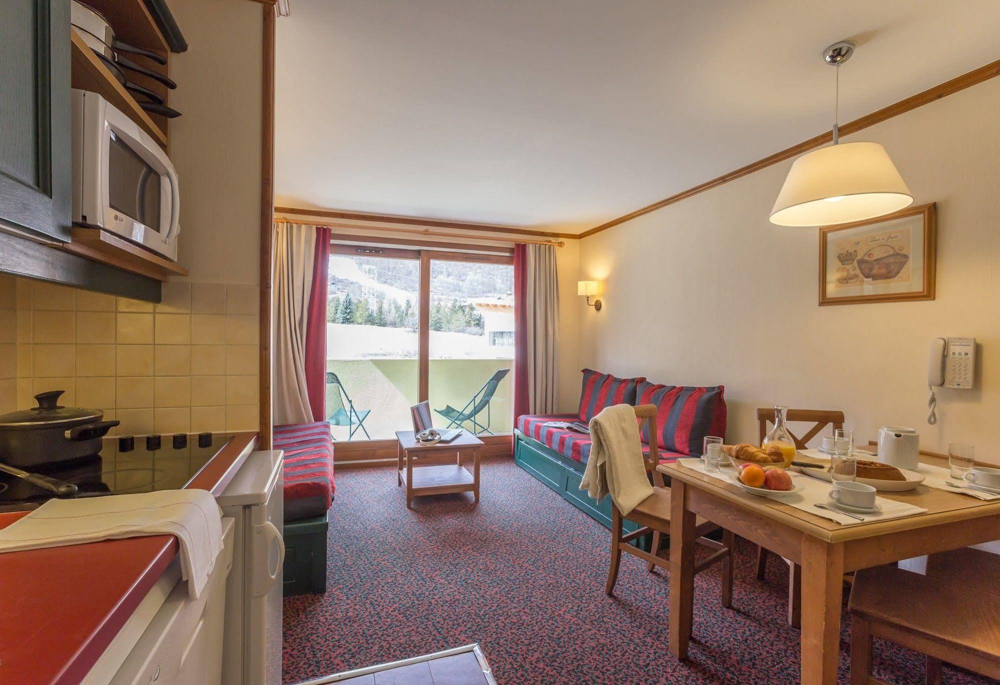 Residence Pierre & Vacances L'Alpaga 라살르레알프 외부 사진