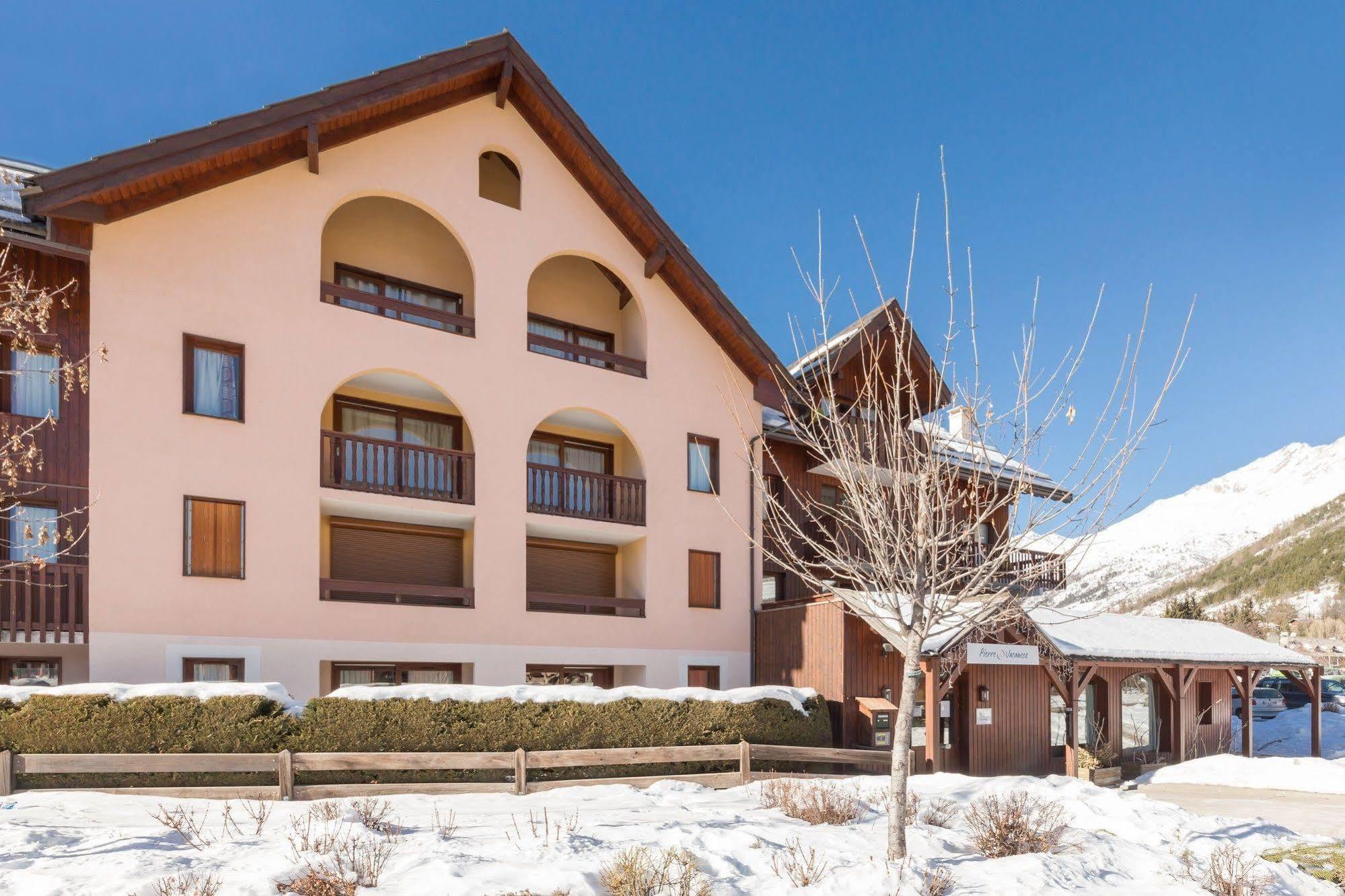 Residence Pierre & Vacances L'Alpaga 라살르레알프 외부 사진